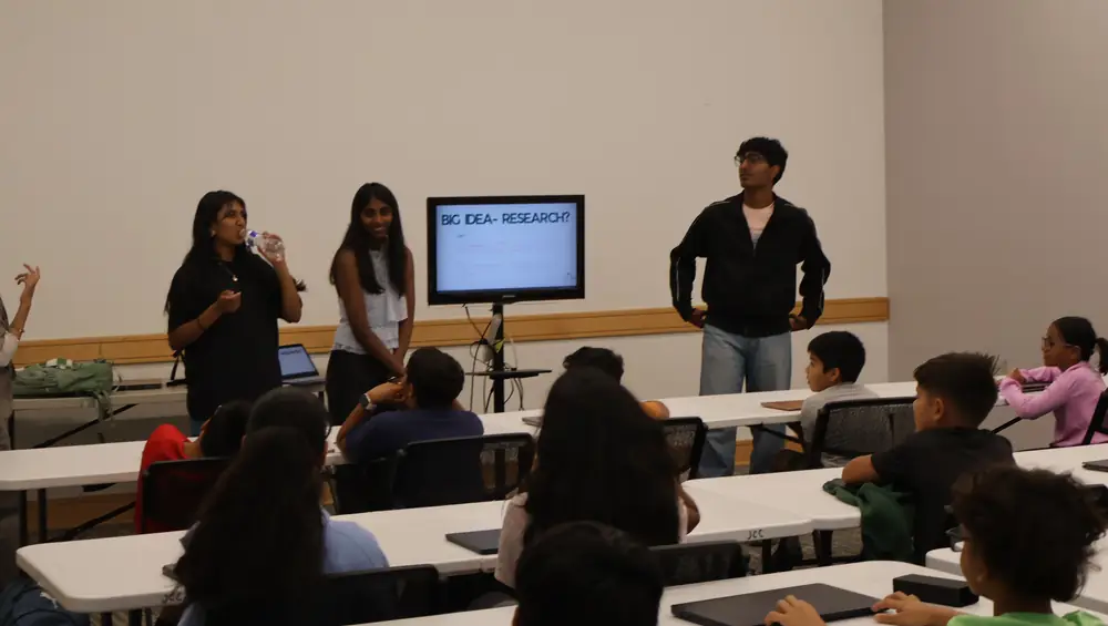 Students at the Summer Research Camp (42 of 253)