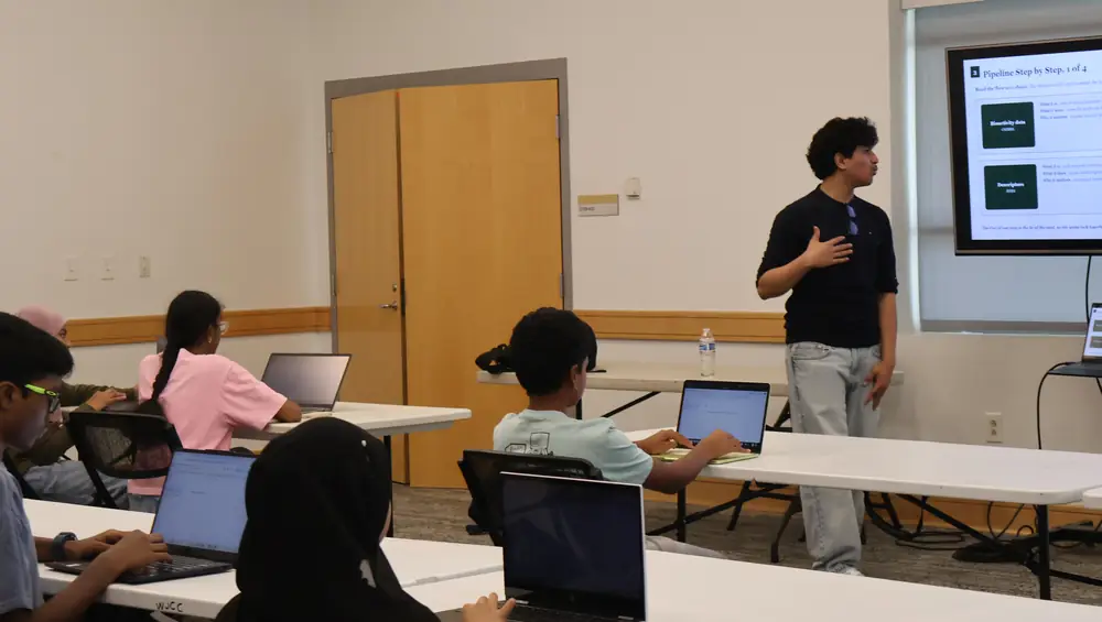 Students at the Summer Research Camp (54 of 253)