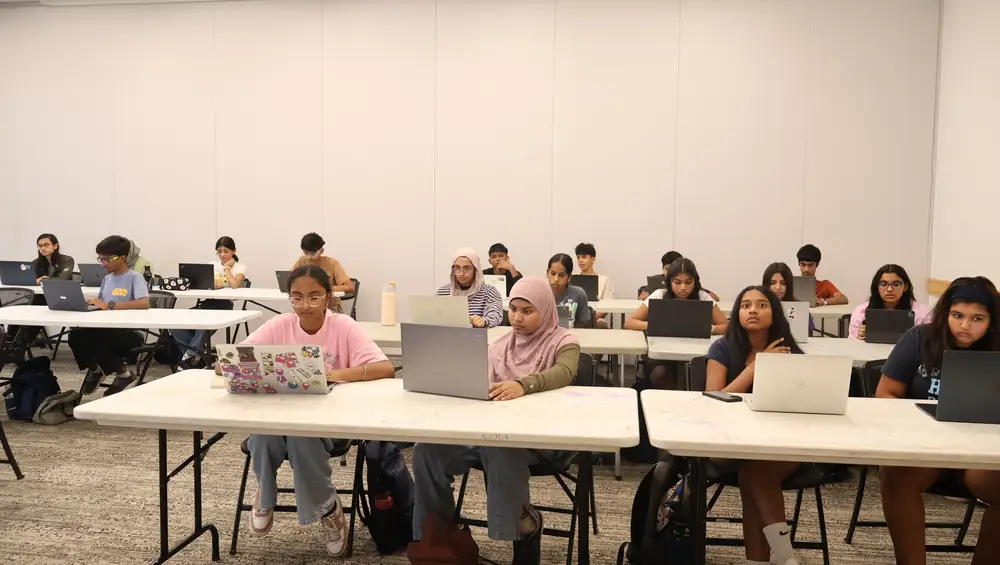 Students at the Summer Research Camp (60 of 253)