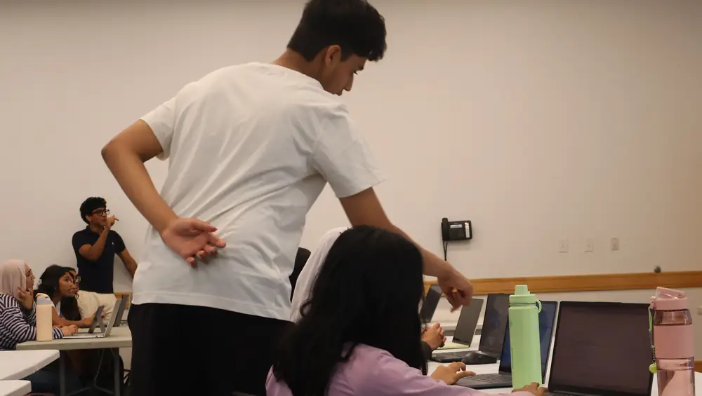 Students at the Summer Research Camp (71 of 253)