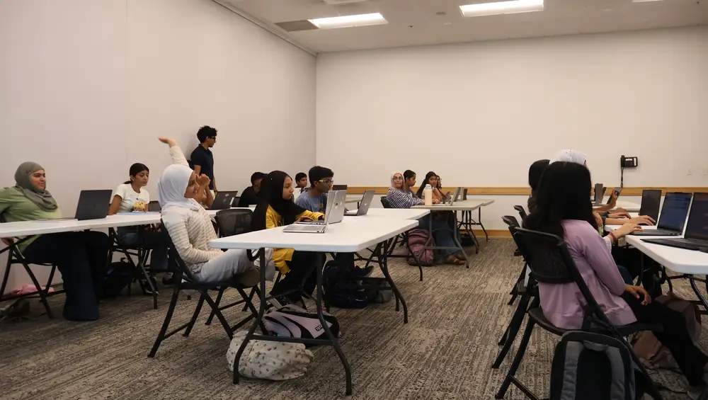 Students at the Summer Research Camp (72 of 253)