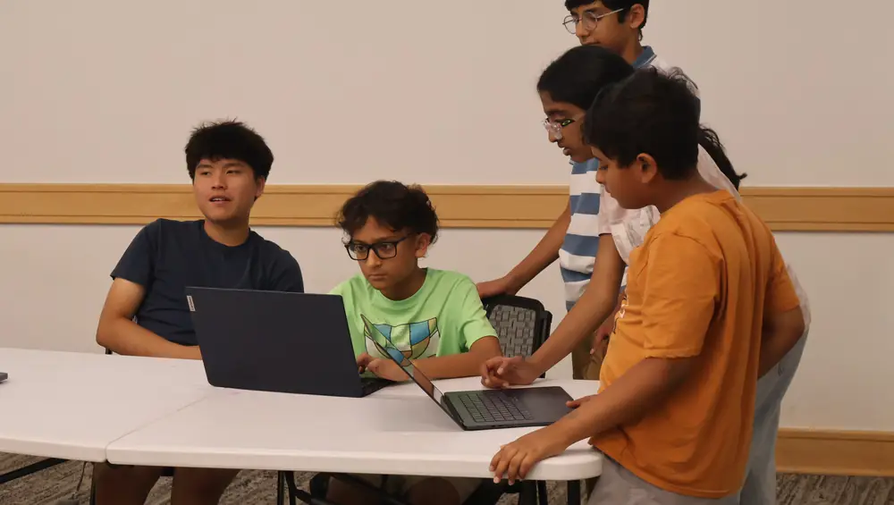 Students at the Summer Research Camp (82 of 253)
