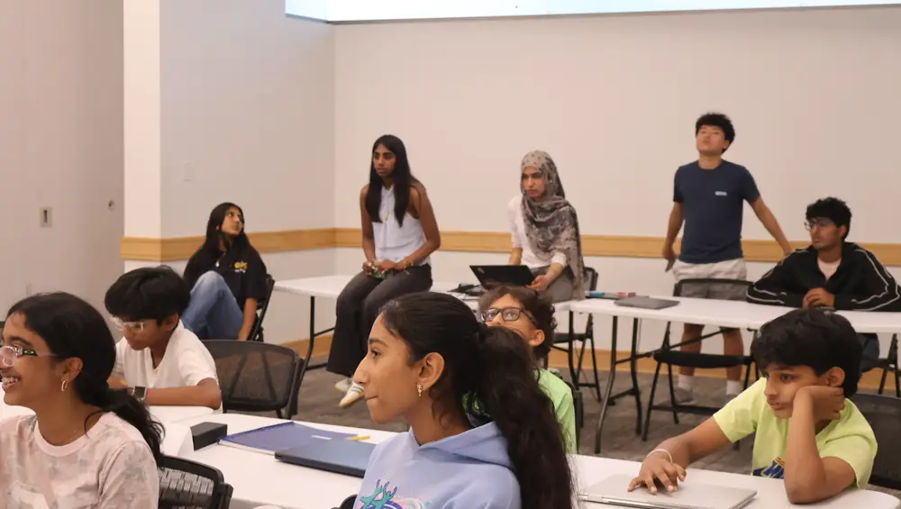 Students at the Summer Research Camp (87 of 253)