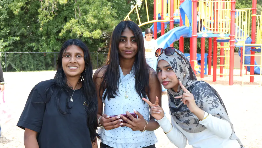 Students at the Summer Research Camp (126 of 253)