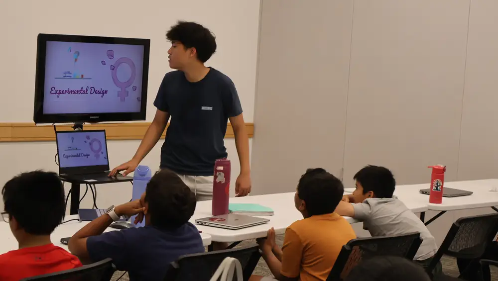 Students at the Summer Research Camp (146 of 253)