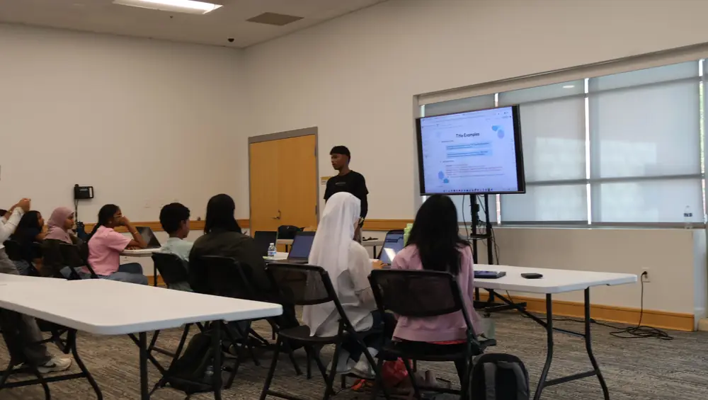 Students at the Summer Research Camp (166 of 253)
