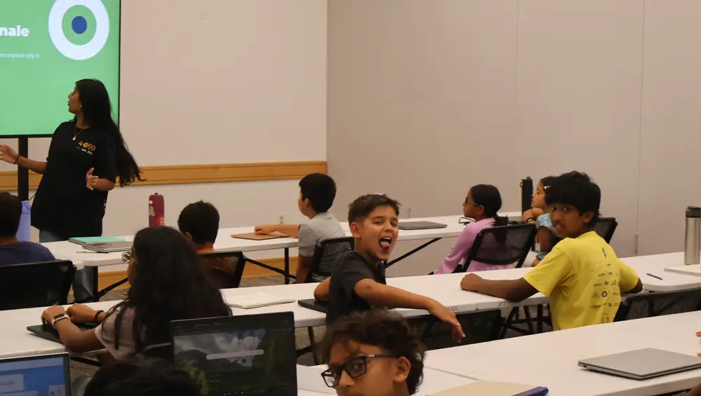 Students at the Summer Research Camp (190 of 253)