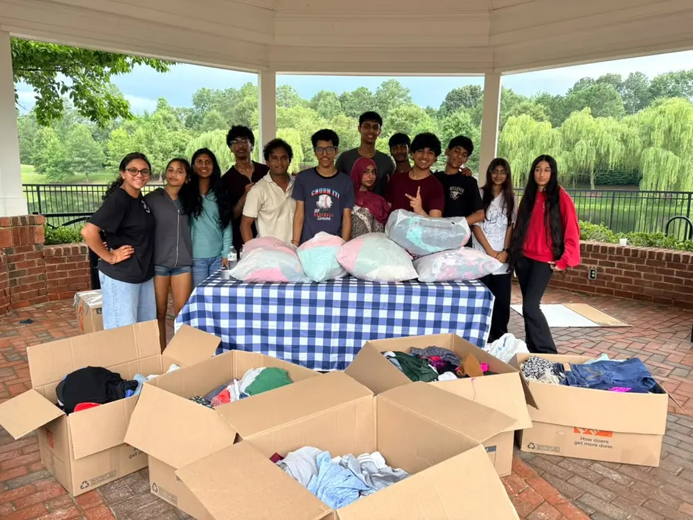 Clothes Drive (14 of 49)