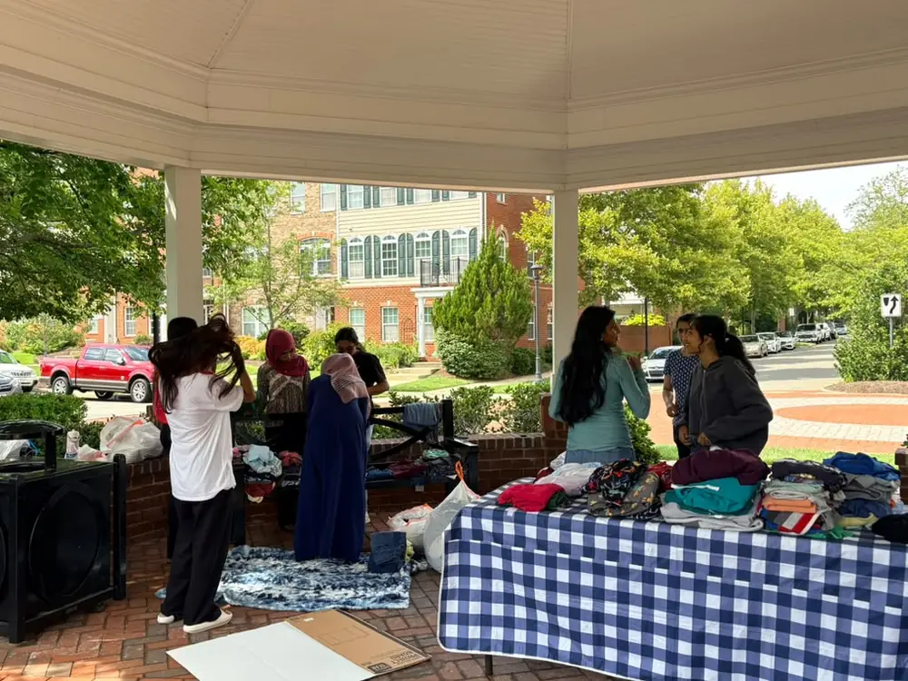 Clothes Drive (38 of 49)