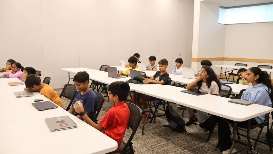 Students at work during a FutureVitals Research Academy session